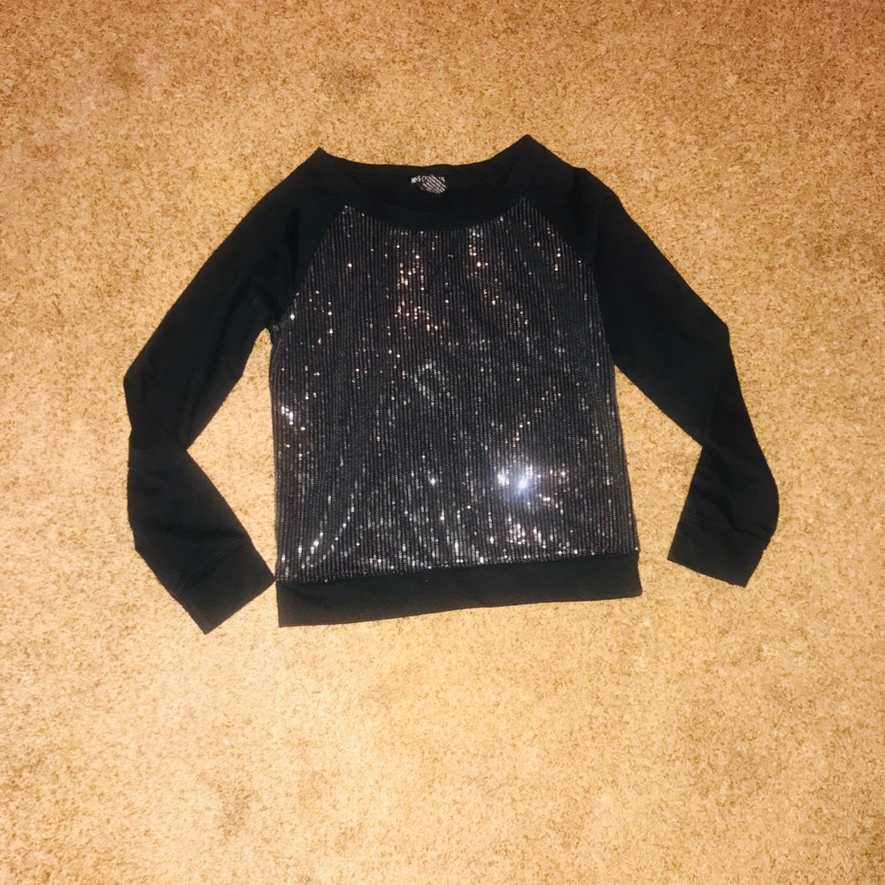 Adorable sequin long sleeve blouse